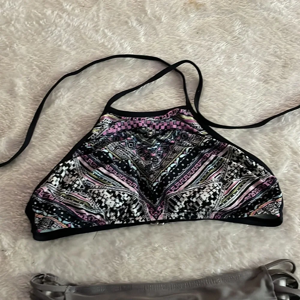 bikini - Picture 3 of 5